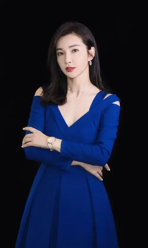 女人脱精光直播app下载合集用户评价头像
